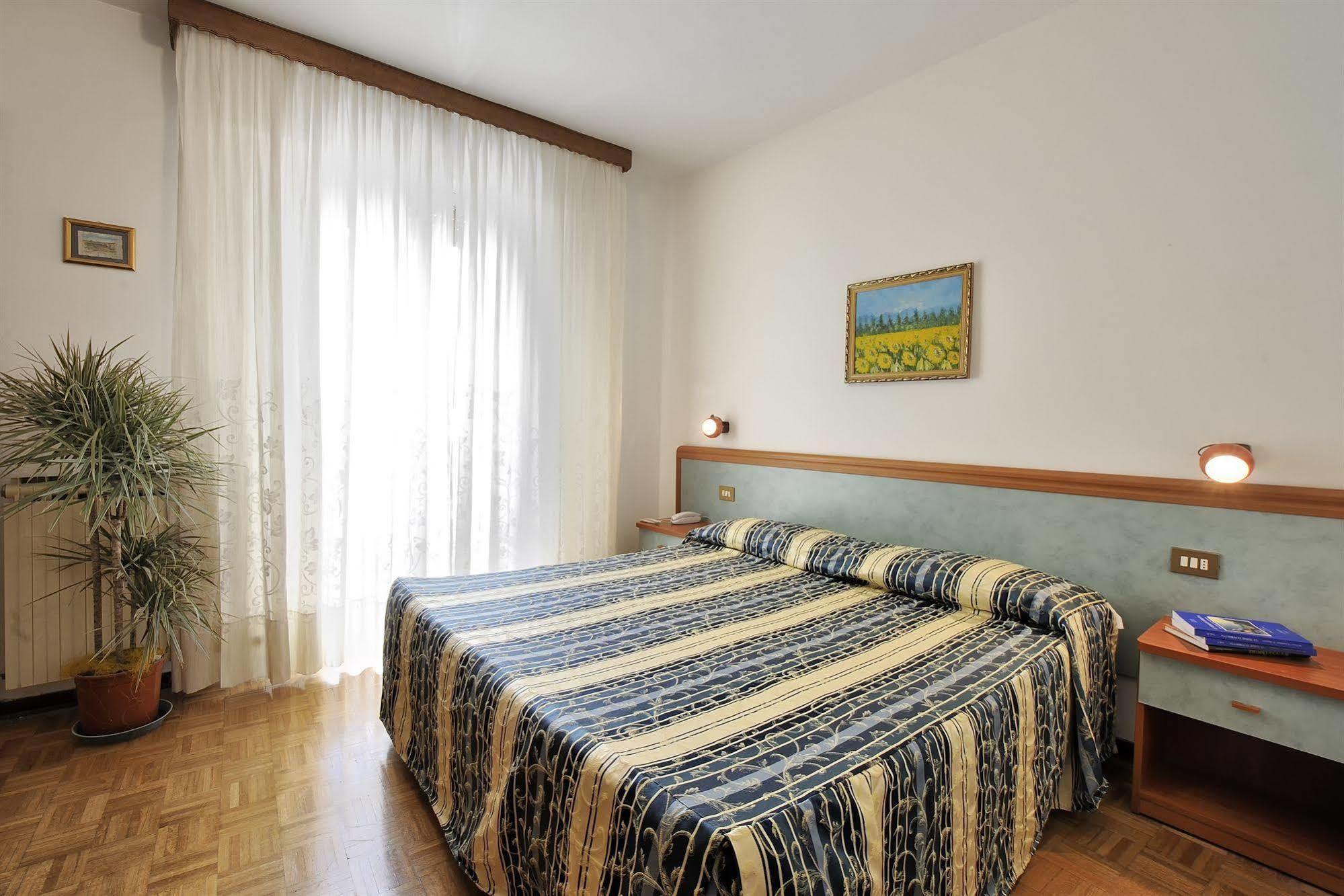 Hotel Bertusi Порретта-Терме Экстерьер фото