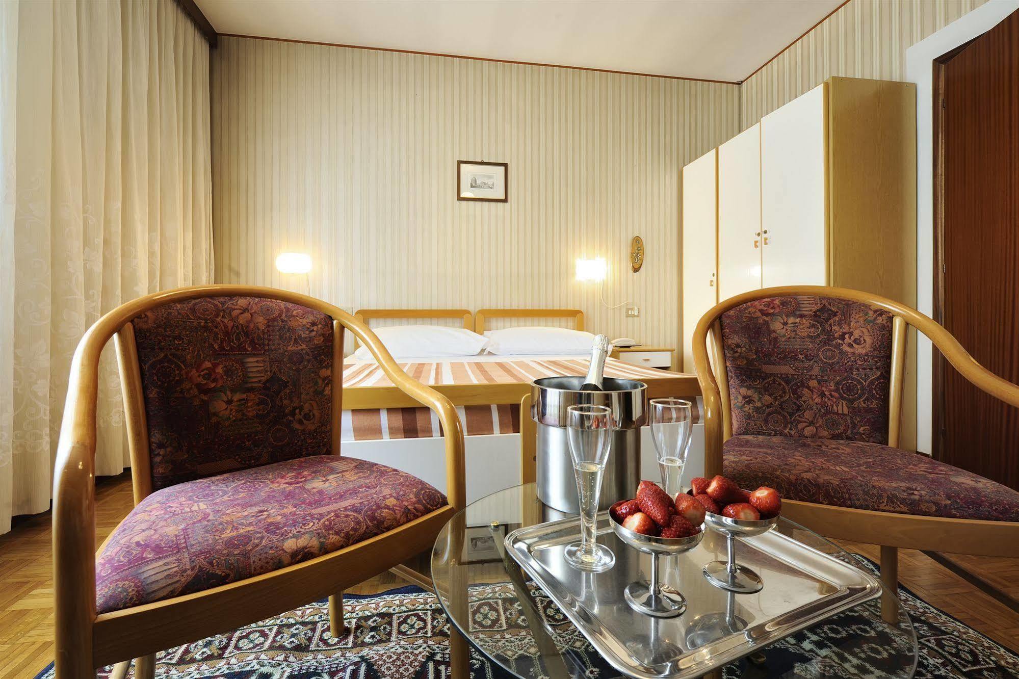 Hotel Bertusi Порретта-Терме Экстерьер фото